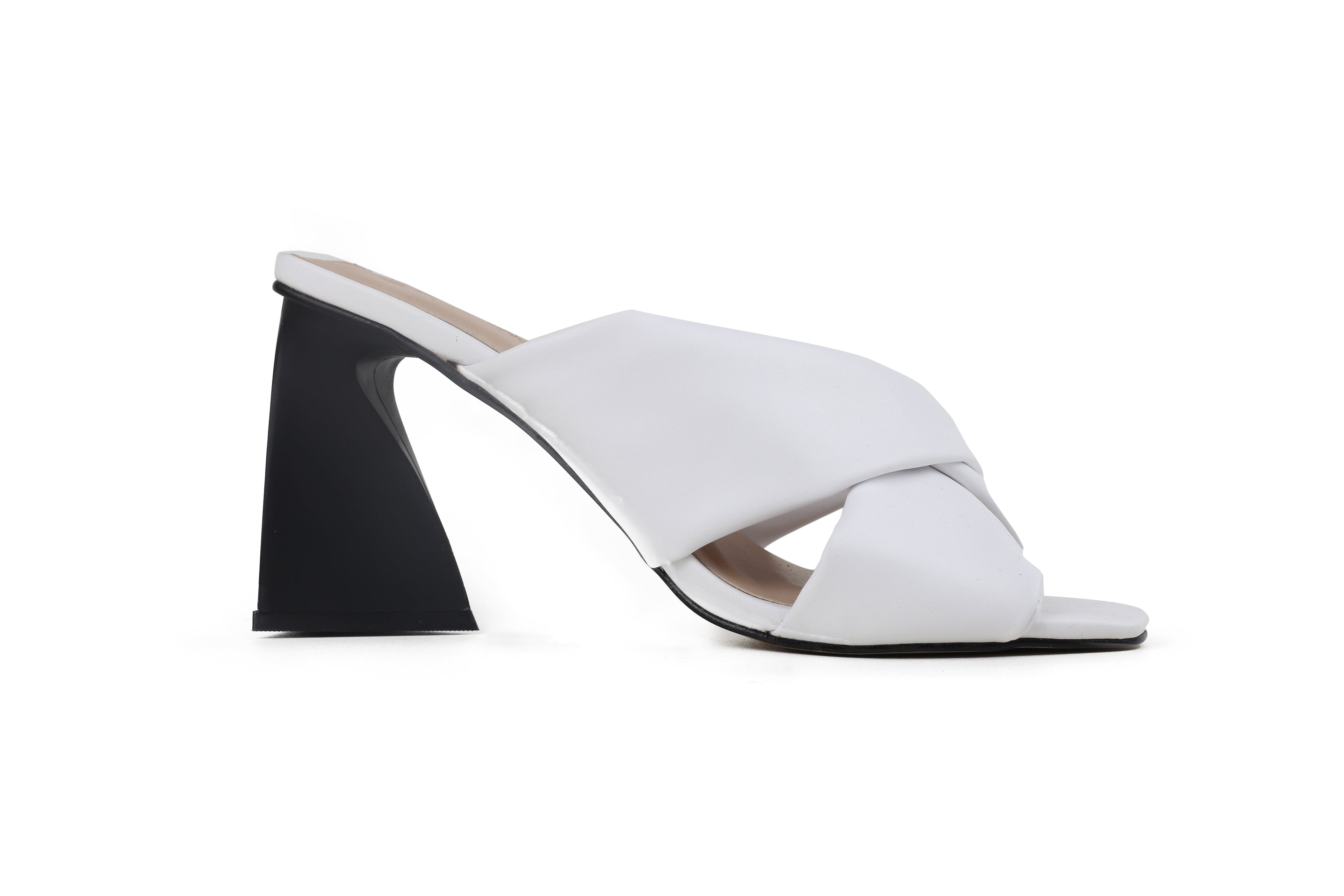 Tamanco Paula Salto Alto Branco